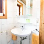 Haus Nr. 1 *